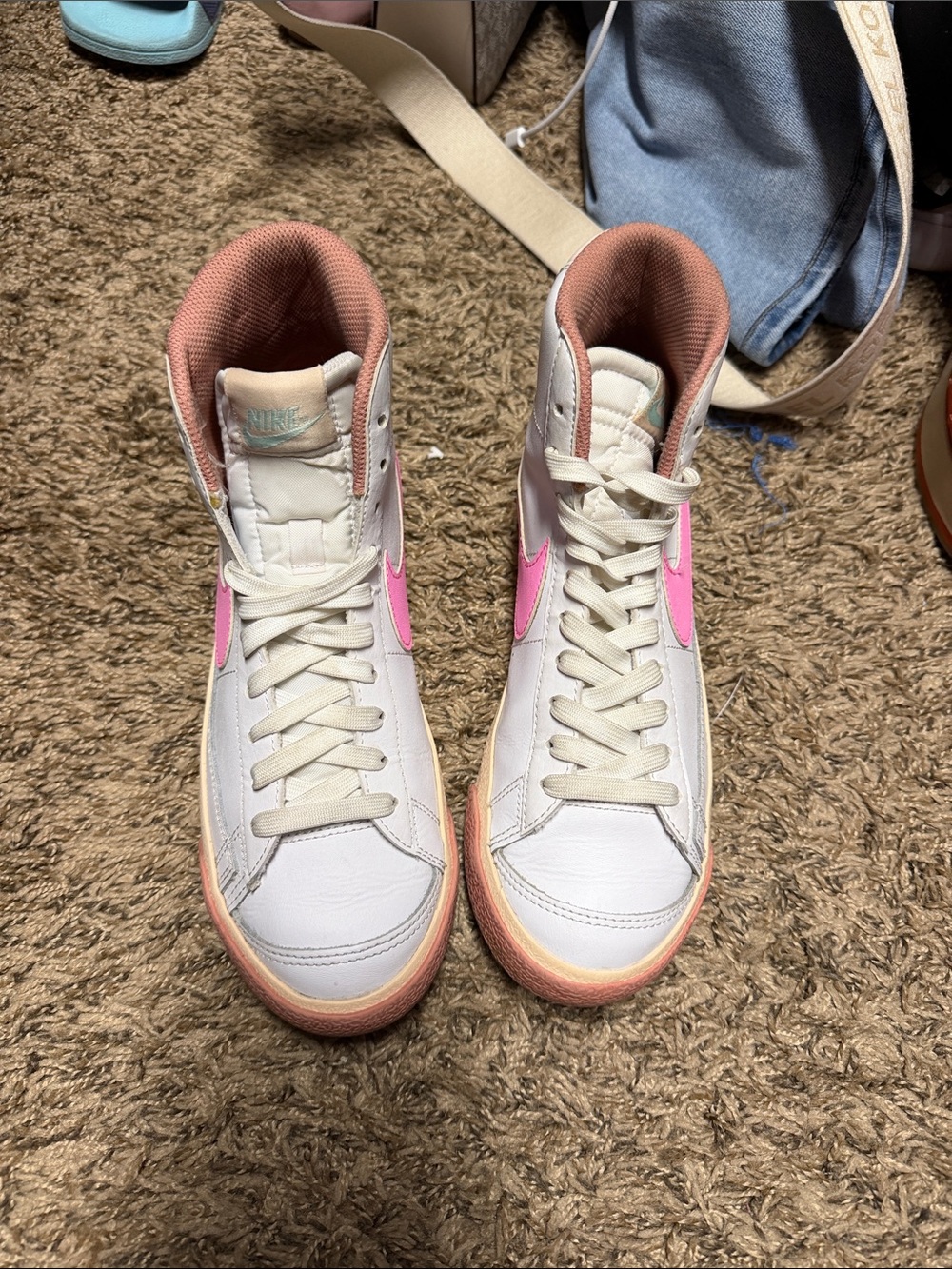 Nike Women White Sneakers with Pink Swoosh and Peach Trim